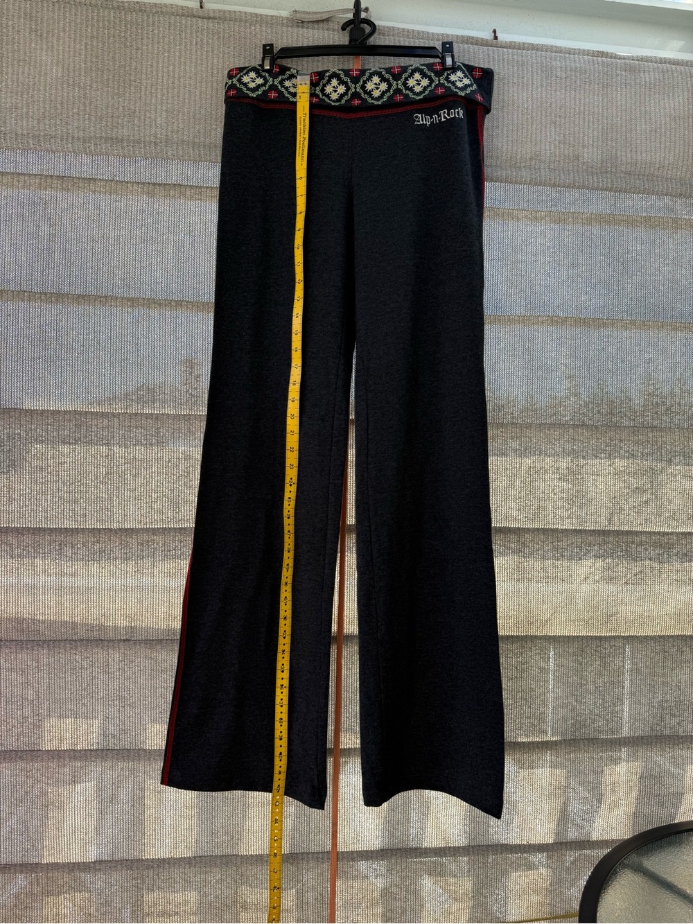 Dark grey Alp N Rock Yoga Pants with Embroidered Waistband - Picture 4 of 12